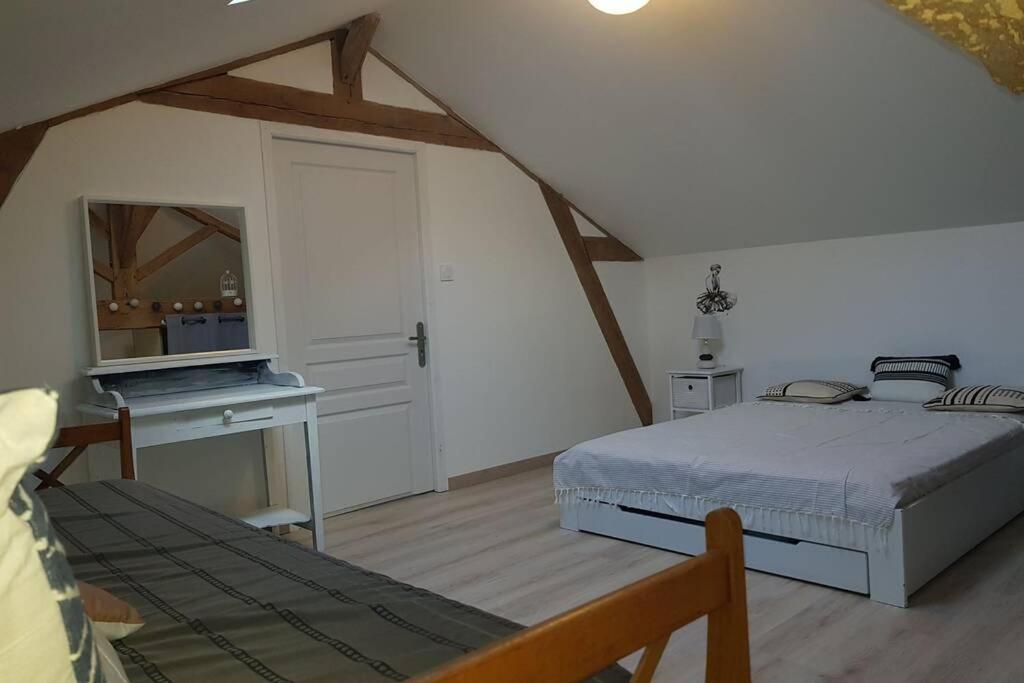 Gite Les Longeres Montazeau Exterior photo